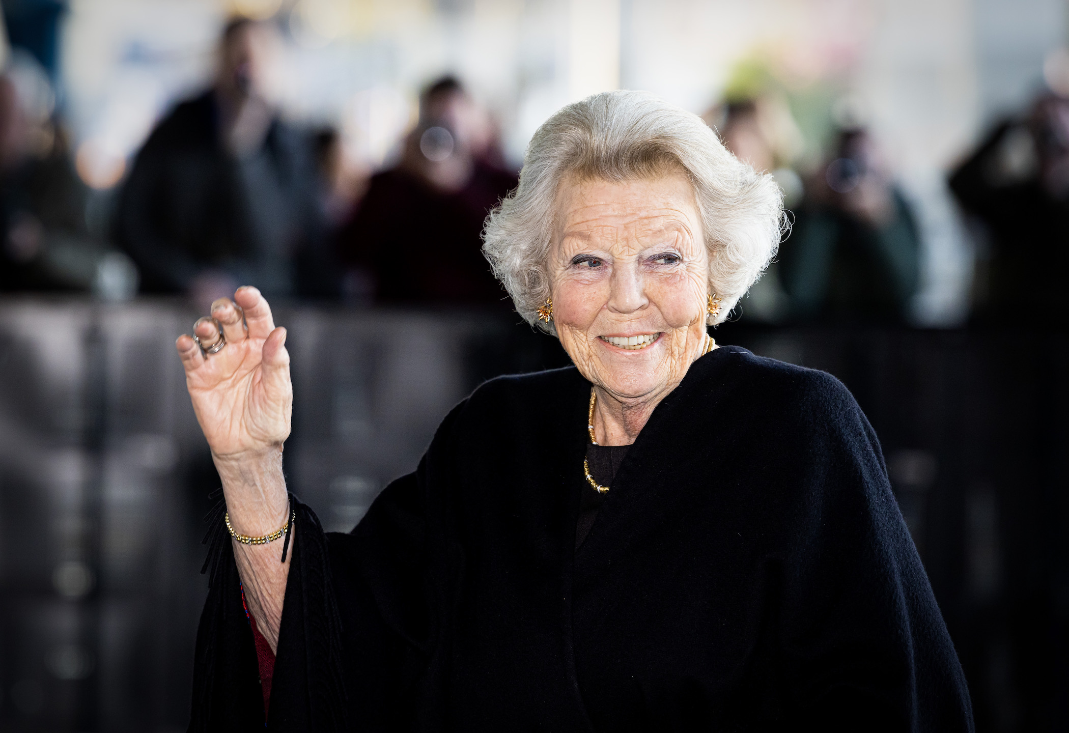 Zo is prinses Beatrix als moeder en oma volgens familieleden - Royalty ...