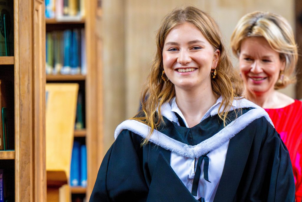 Diplomauitreiking Prinses Elisabeth