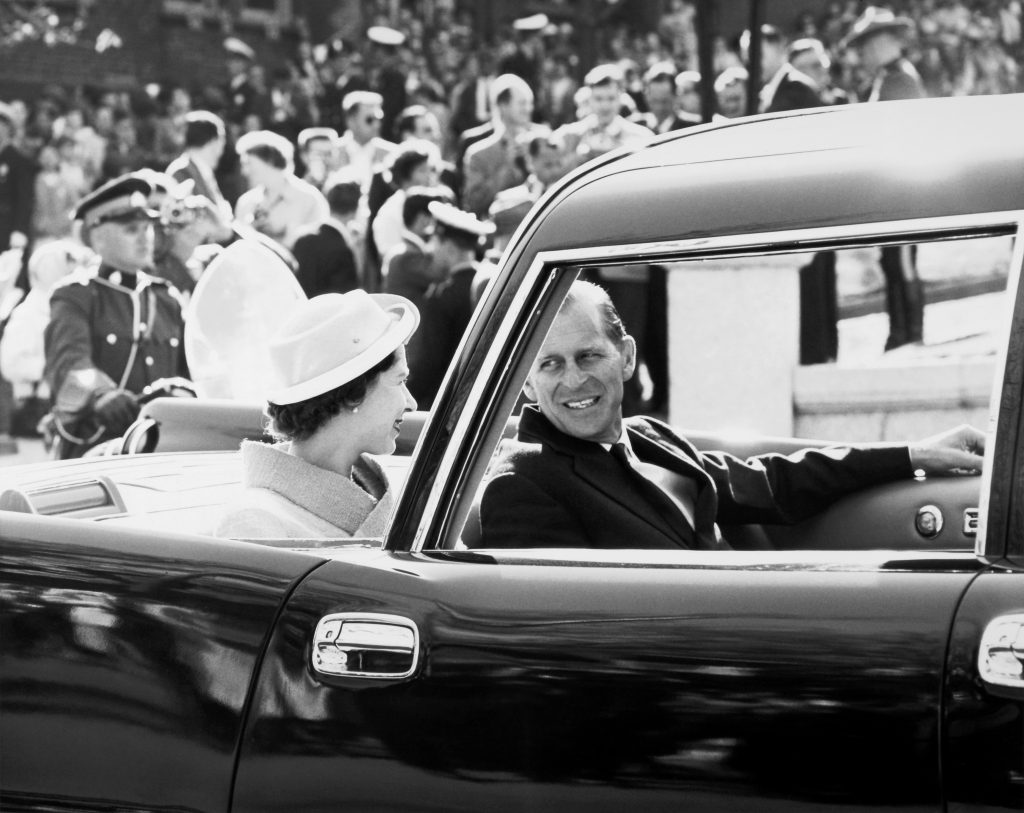 Queen Elizabeth Ii & The St. Lawrence Seaway