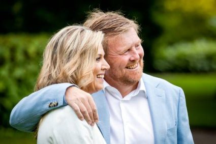 Koningspaar Sluit Eerste Halfjaar Af Met Fotosessie