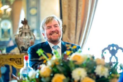 Koning Ontvangt Correspondentie Erasmus (rotapool)